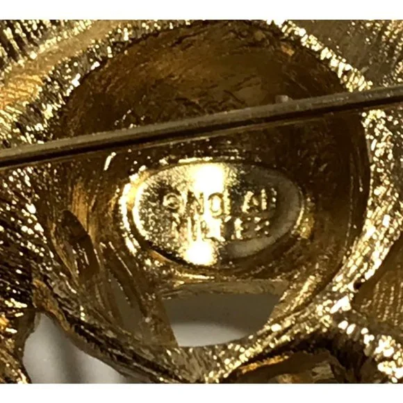 Nolan Miller Glamour Collection Dimensional Rose Brooch Pin Gold Tone AS IS - Picture 4 of 4